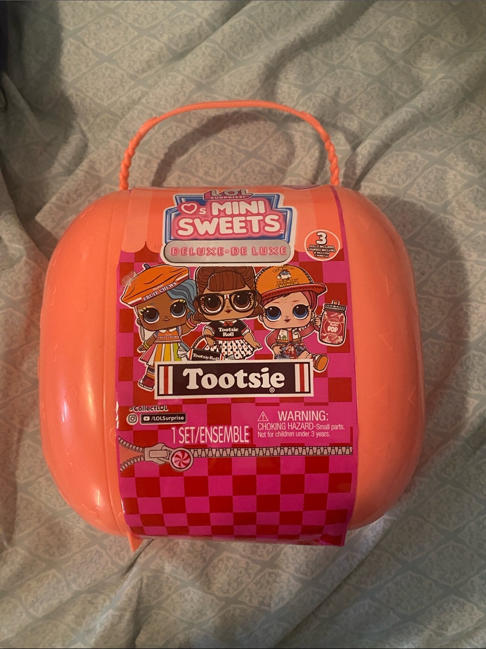 L.O.L. Surprise! Mini Sweets Tootsie Carry Case - Coral Pink